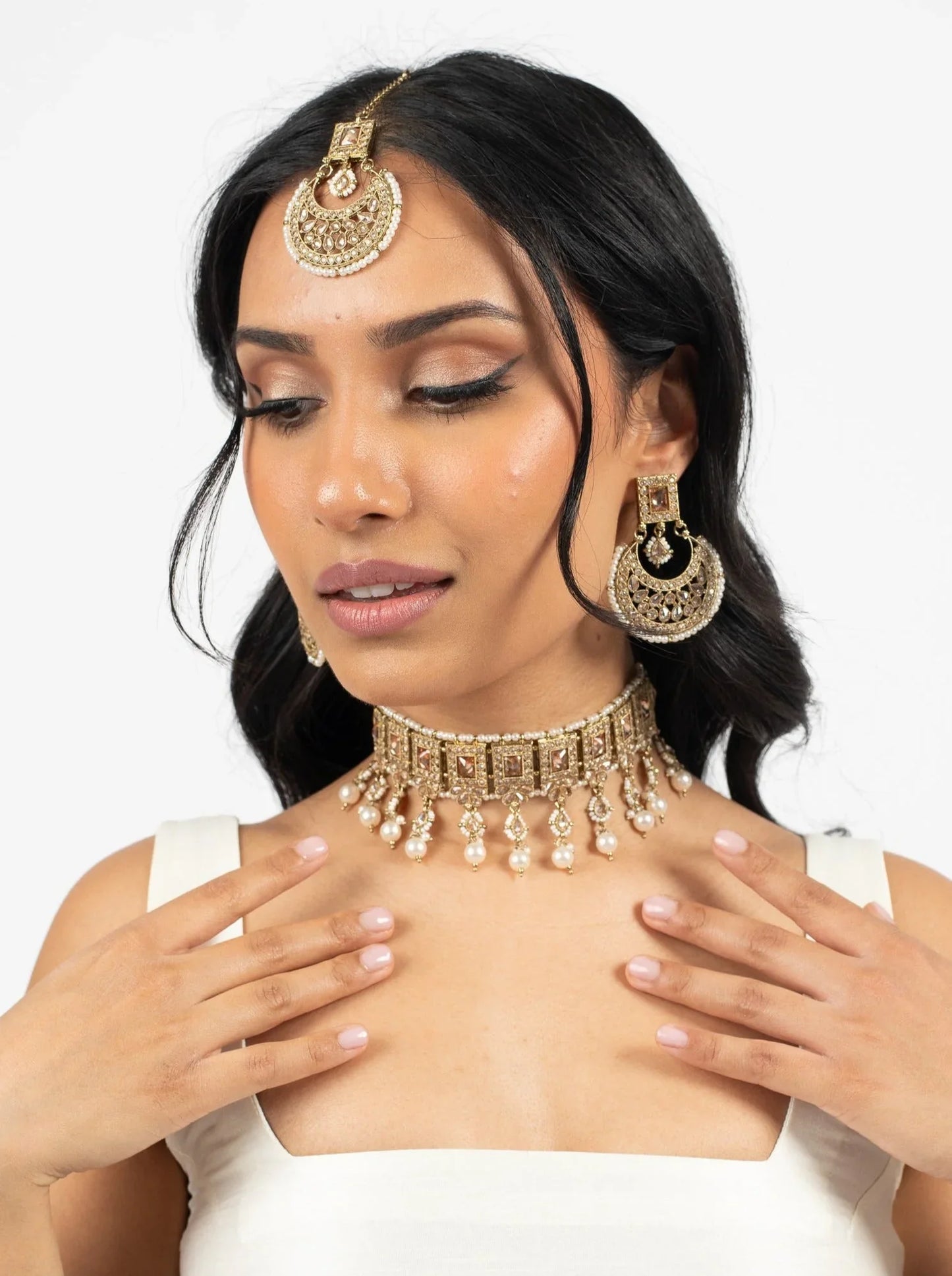 Cream Suraj Tikka Set