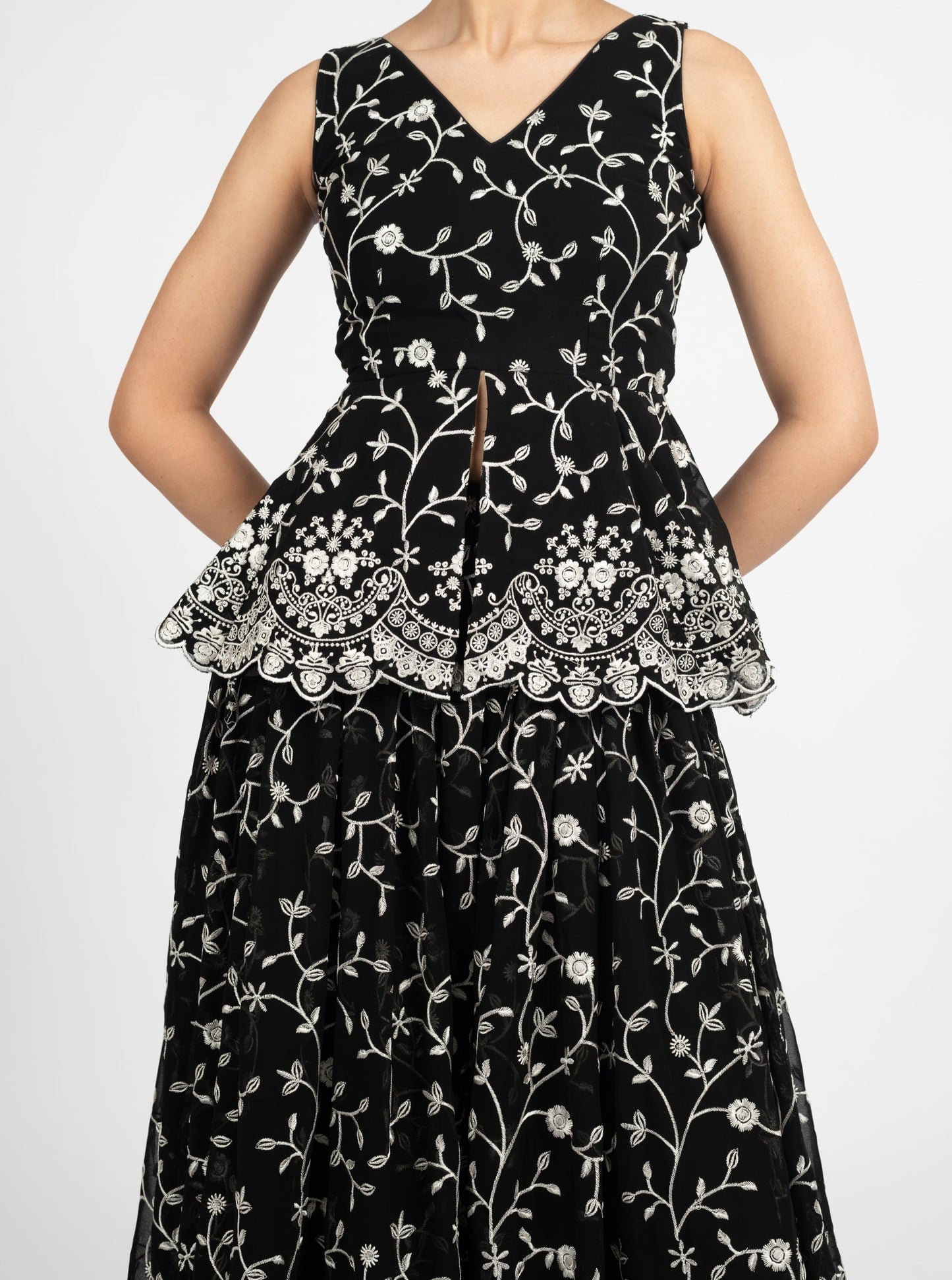 Black Tamanna Suit