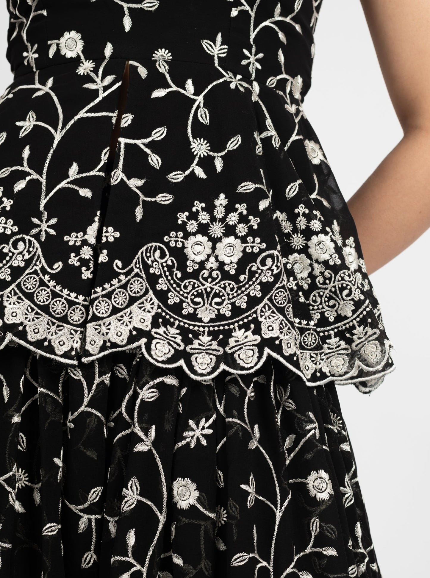 Black Tamanna Suit