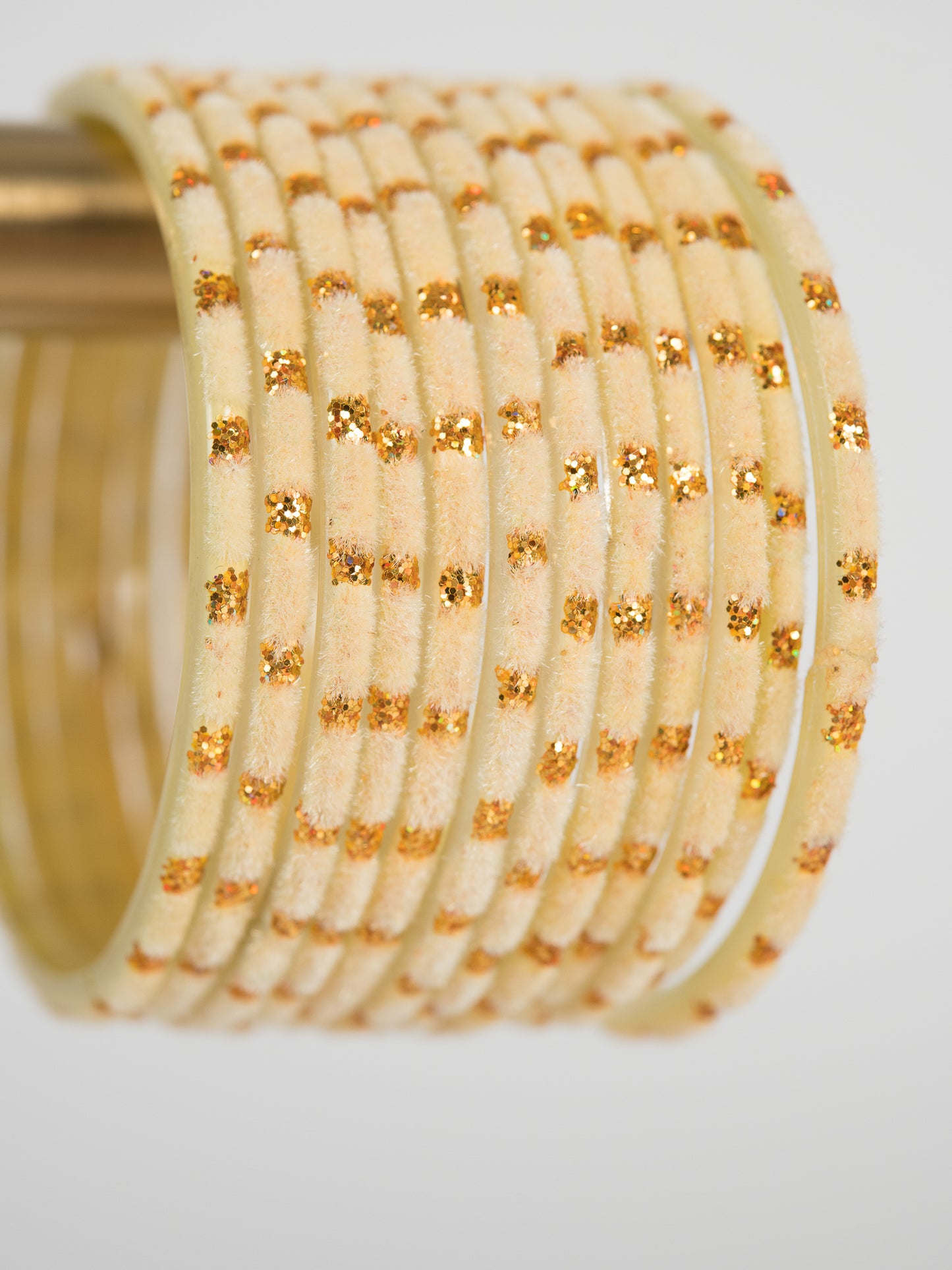 Cream Gleam Bangles