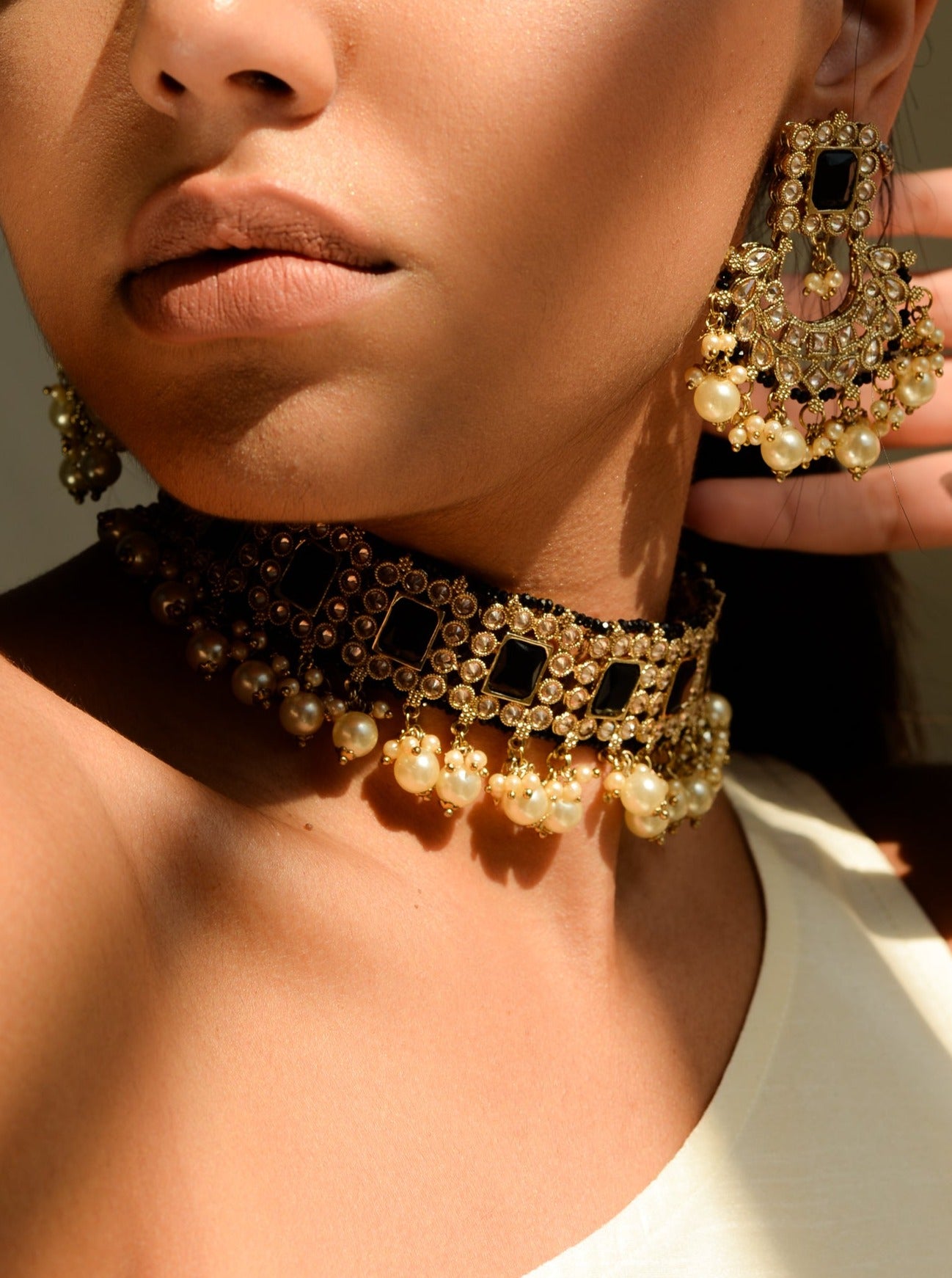 Black Radiant Choker