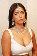 Silver Dewdrop Tikka Set - The Saree Room