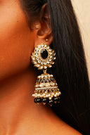 Black Pearl Amulet Tikka Set