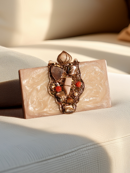 Solace Clutch