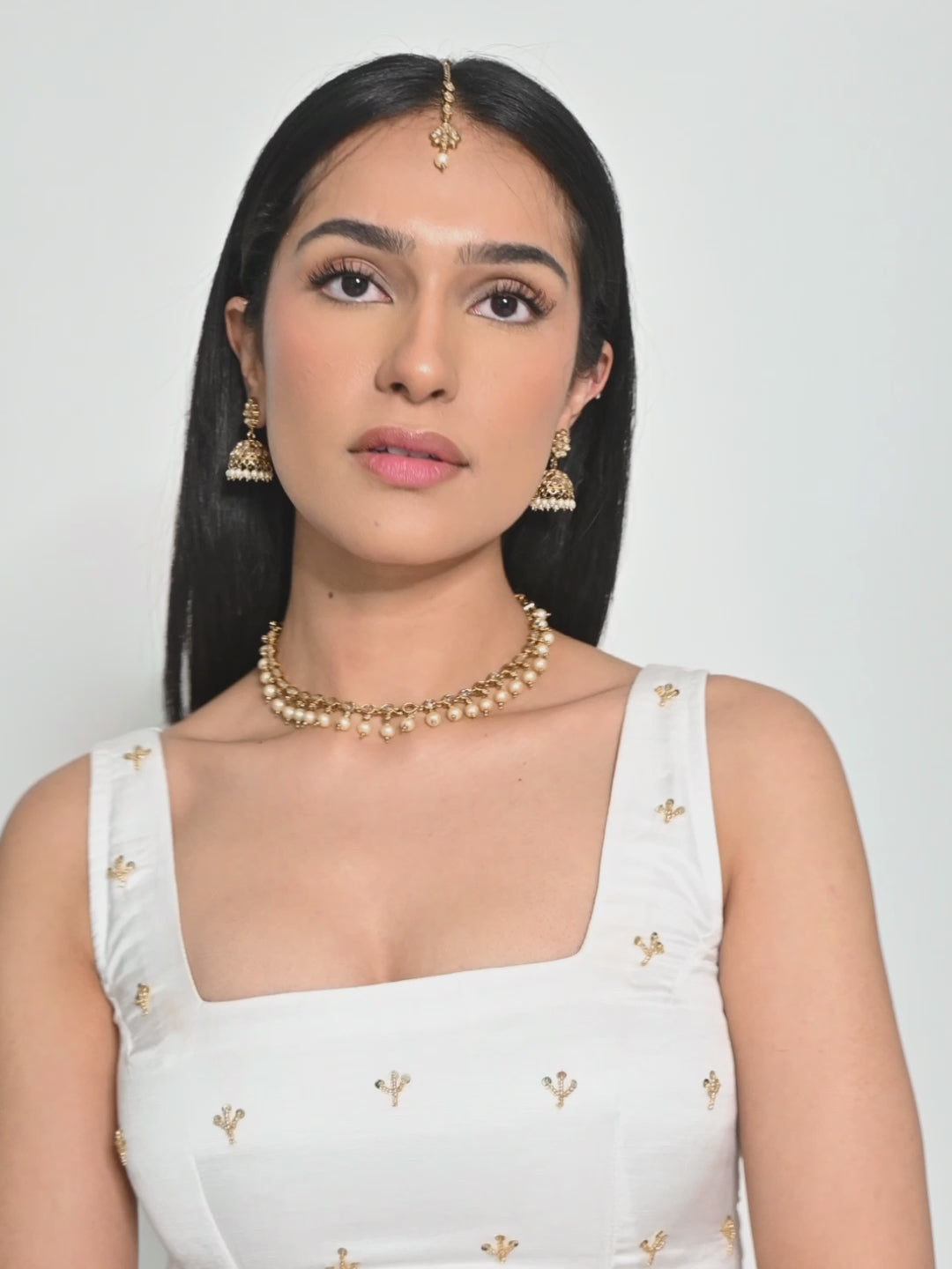Choker with saree hotsell