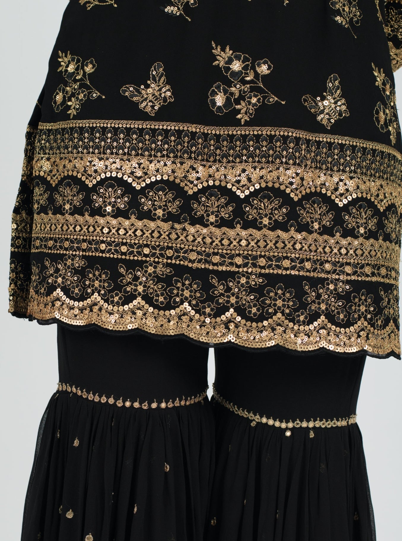 Black Saiya Suit