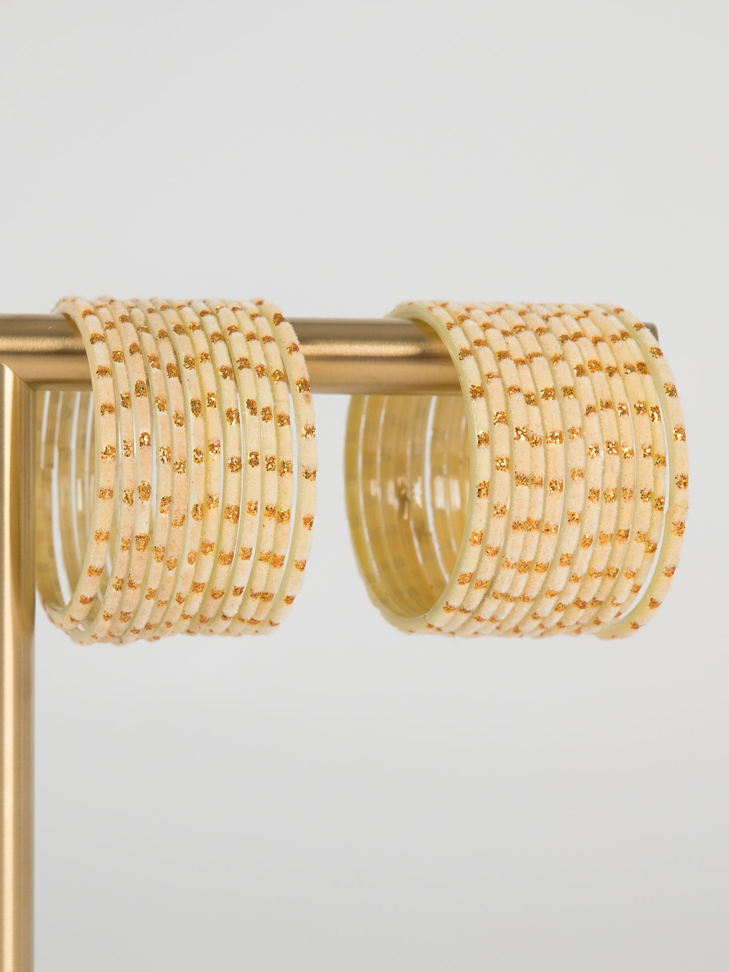 Cream Gleam Bangles